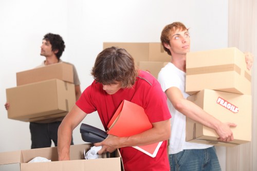 Residential moving support for flats and houses in Collierswood